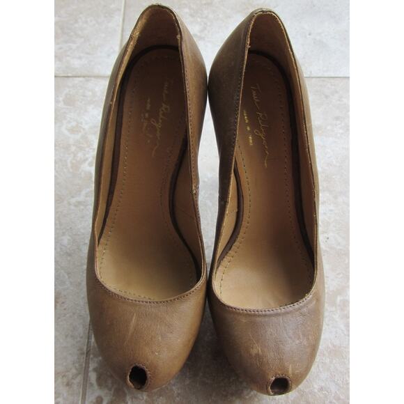 TRUE RELIGION "Amy" Brown Leather Peep Toe Wooden Platform Heels Size 6 - Picture 4 of 7